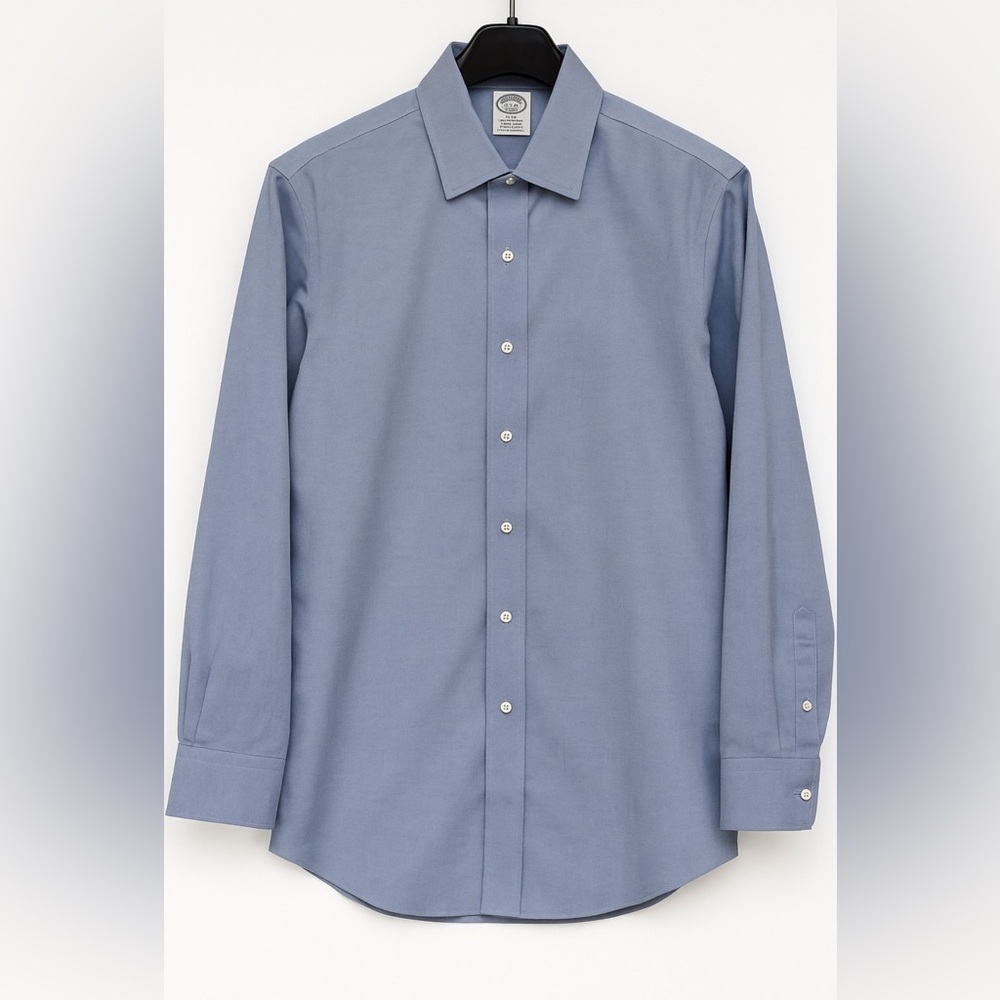 BROOKS BROTHERS. Regent Fit Men's Dress Shirt 15/32. NWOT